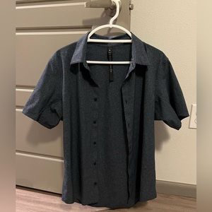 Men’s Lululemon Button Up Collared T-Shirt, Navy Blue